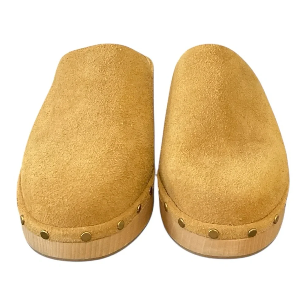 Women’s J.Crew Dakota clogs in suede, size 7.5